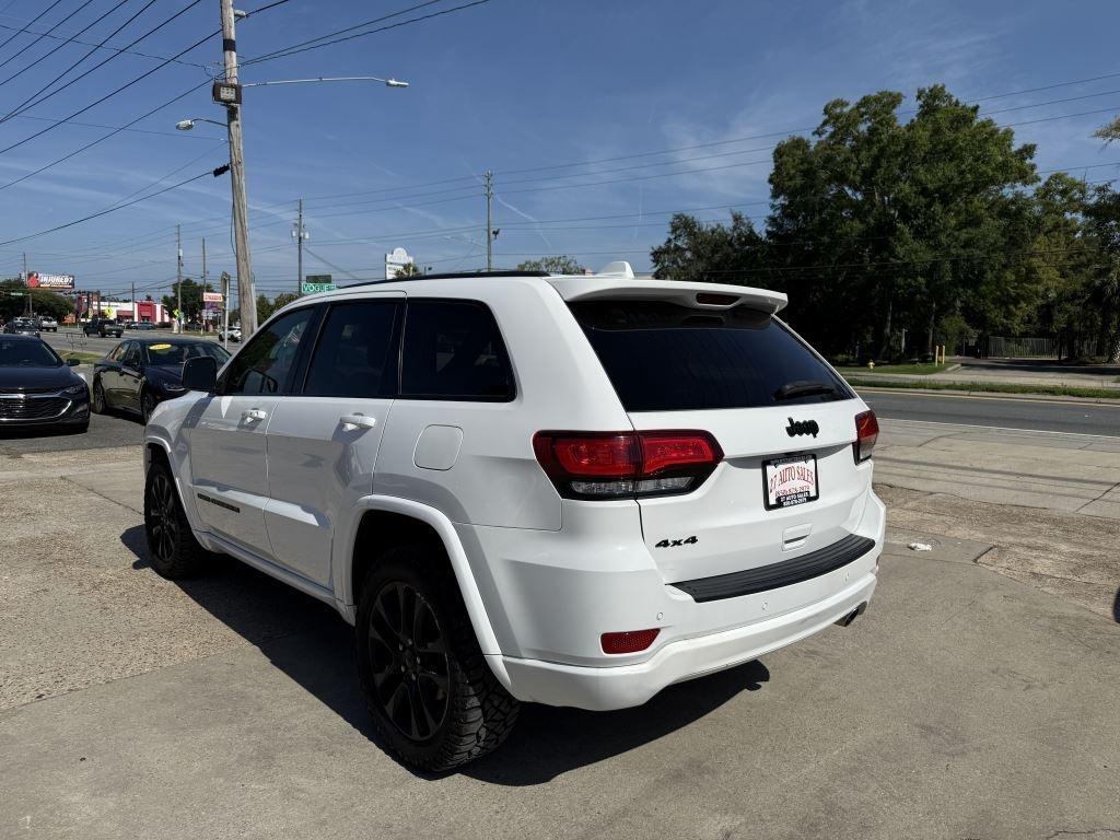 Jeep Grand Cherokee WK  2022