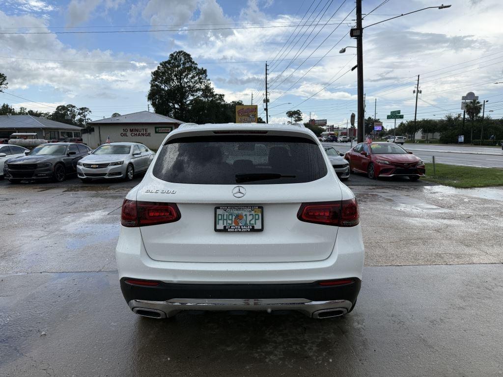 Mercedes-Benz GLC  2022