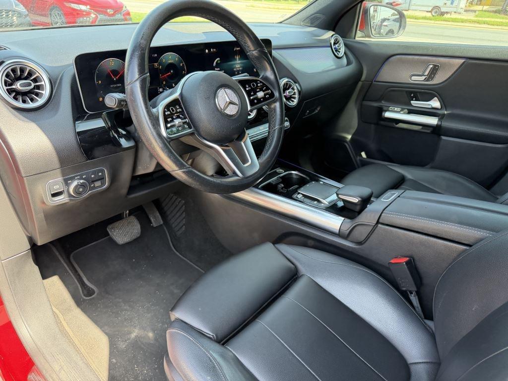 Mercedes-Benz GLA  2021