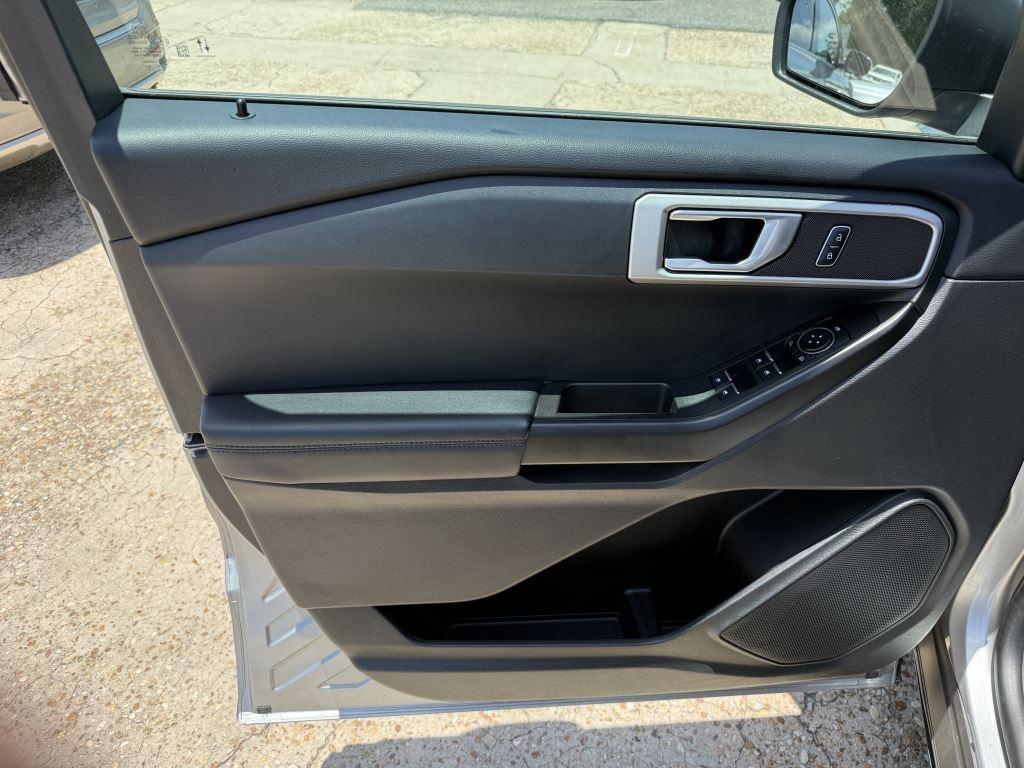 Ford Explorer  2023