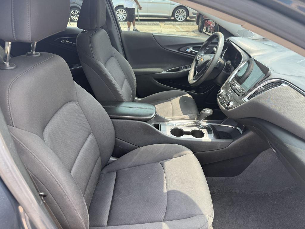 Chevrolet Malibu  2020