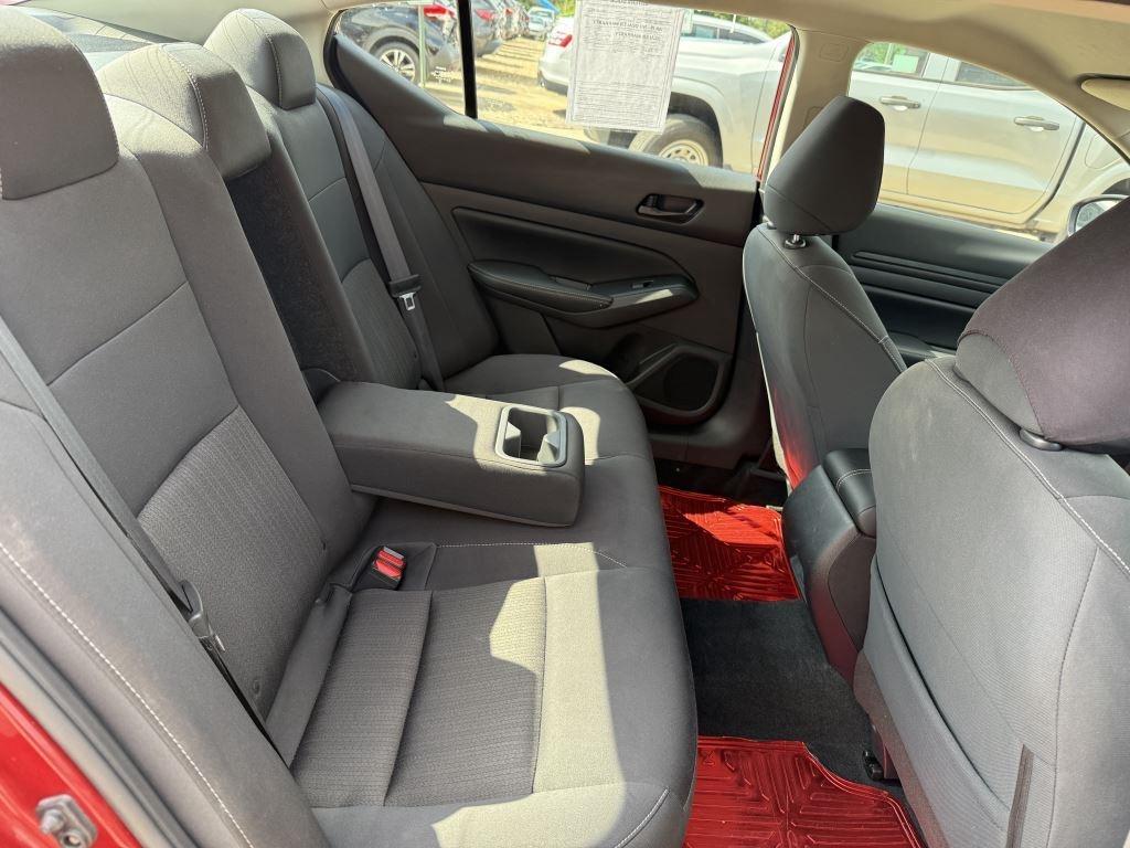 Nissan Altima  2024