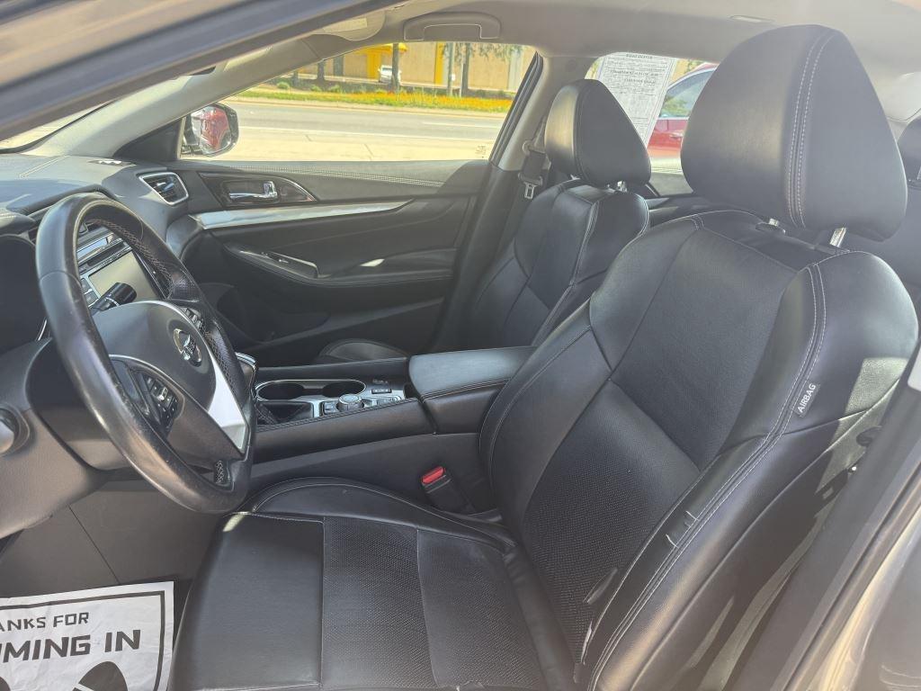 Nissan Maxima  2020