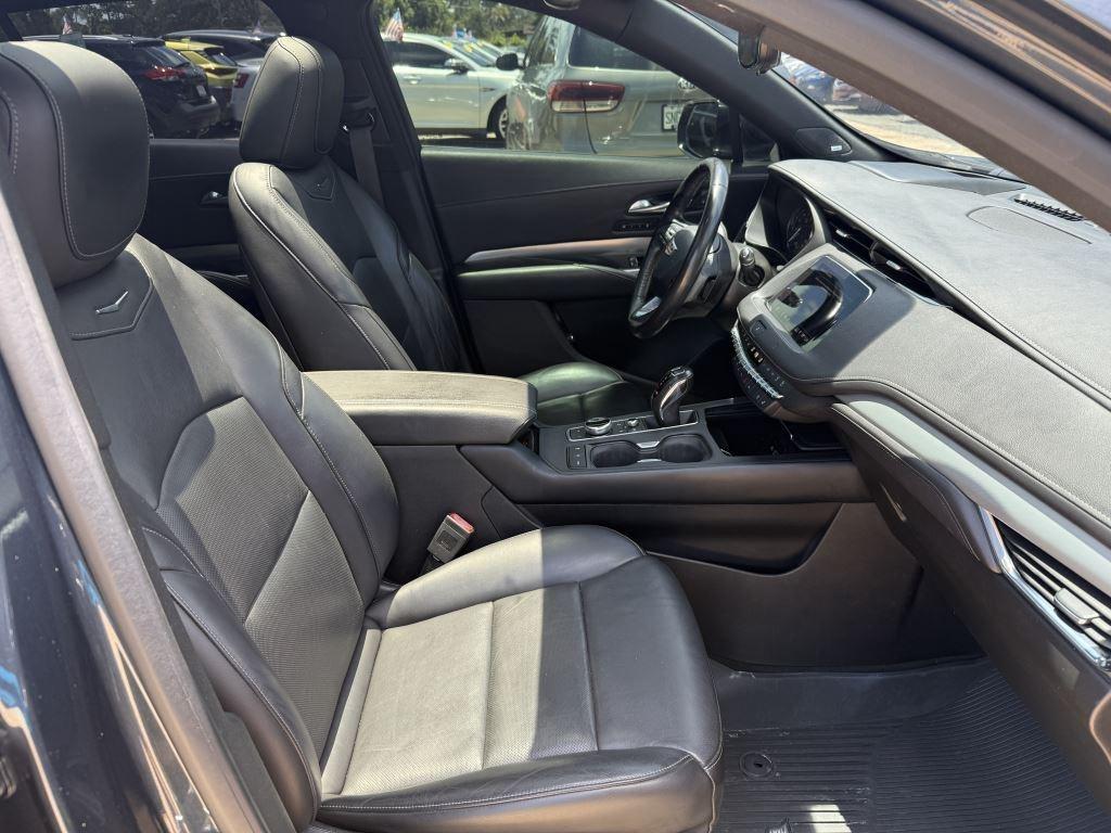 Cadillac XT4  2019