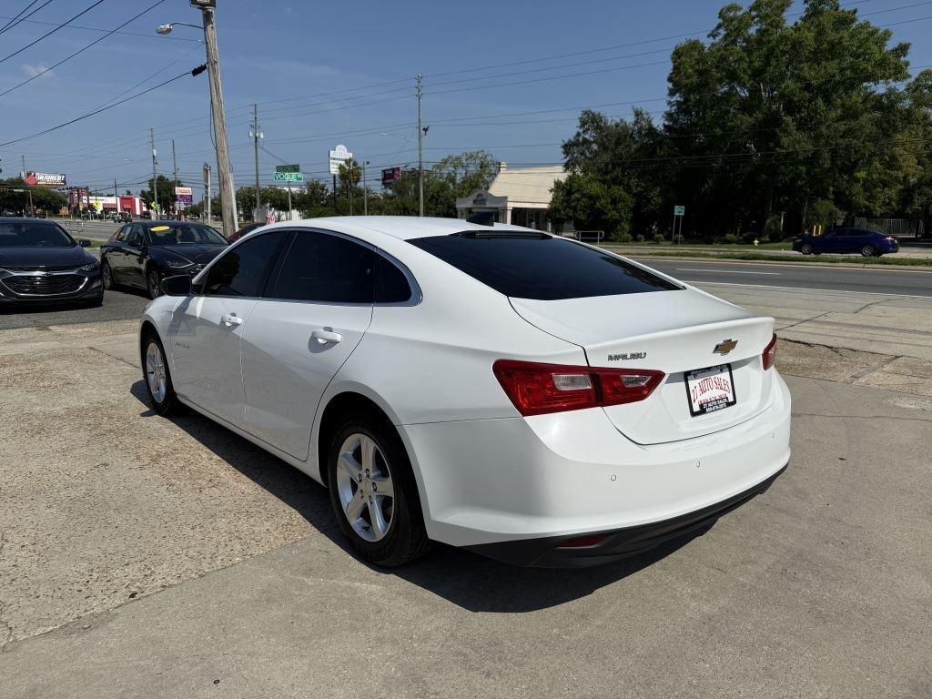 Chevrolet Malibu  2023