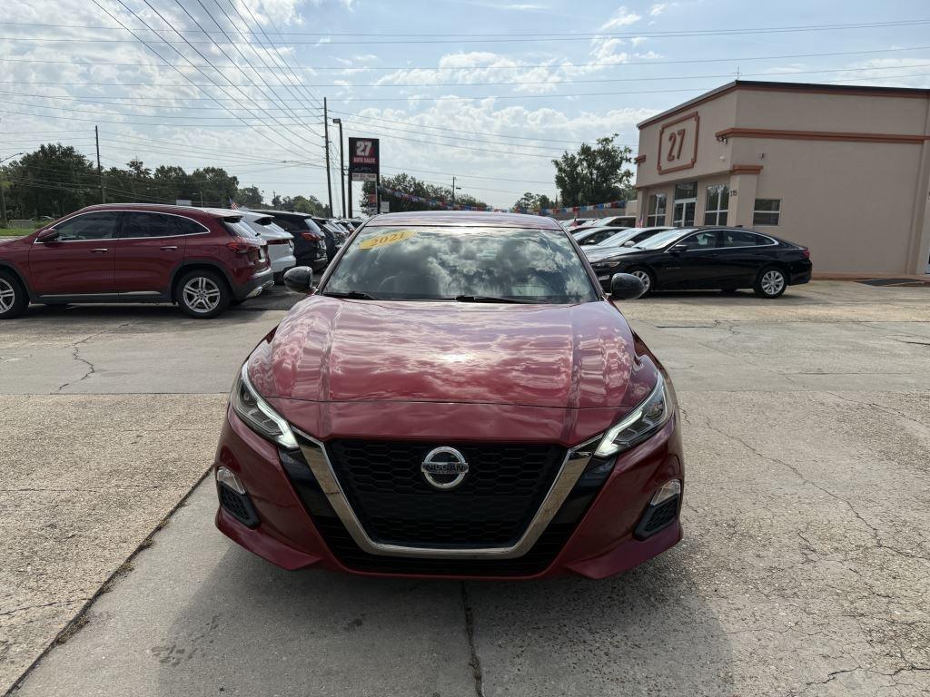 Nissan Altima  2021