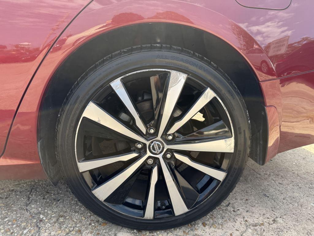 Nissan Altima  2021
