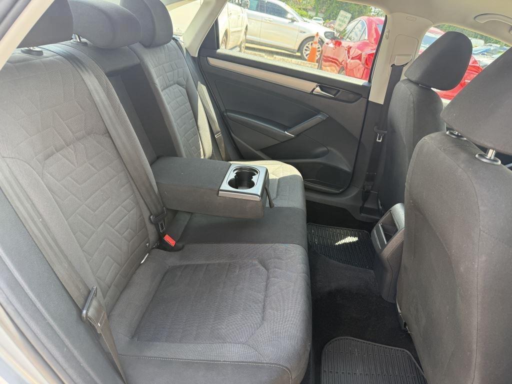 Volkswagen Passat  2021