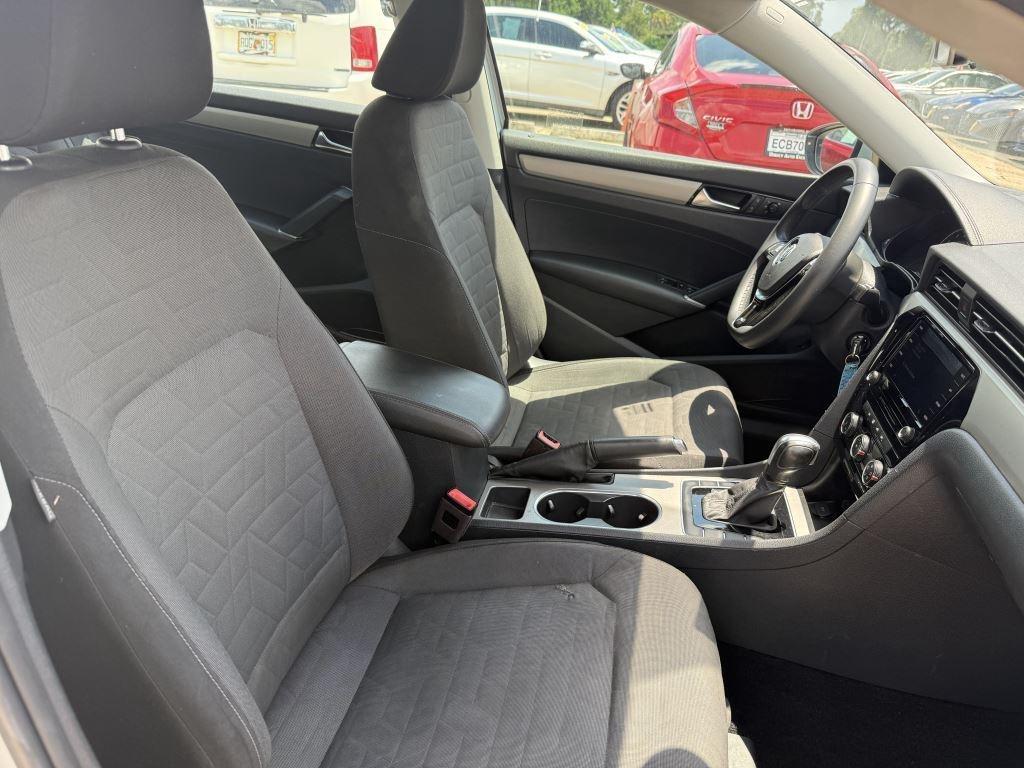 Volkswagen Passat  2021