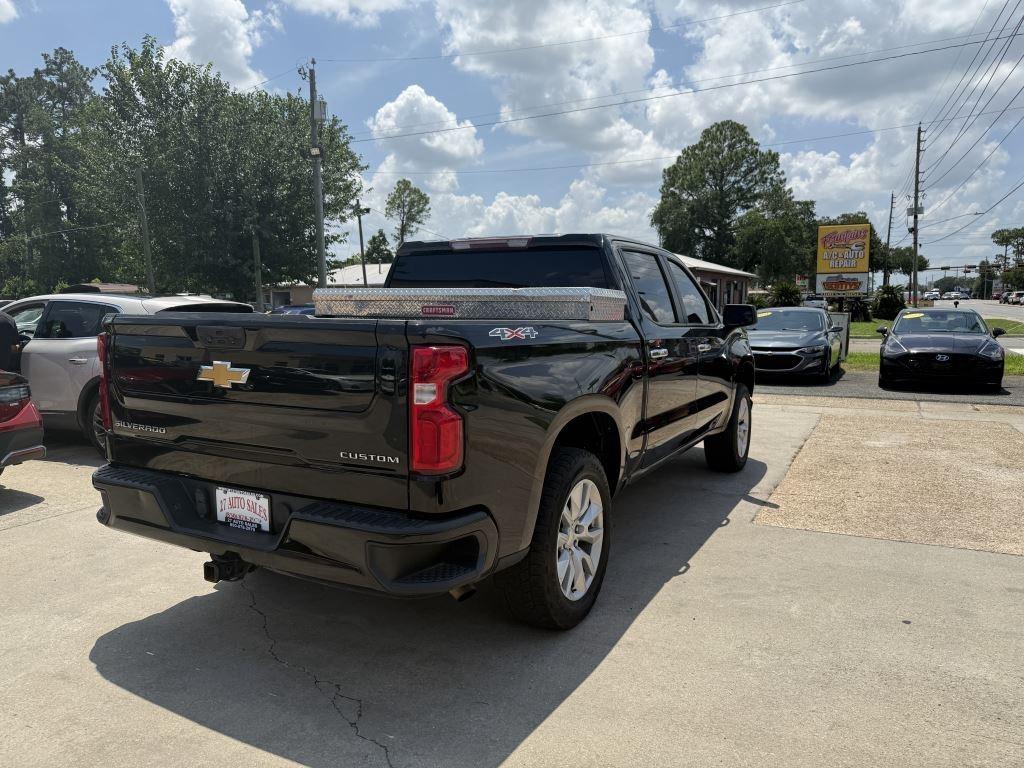 Chevrolet Silverado 1500  2021