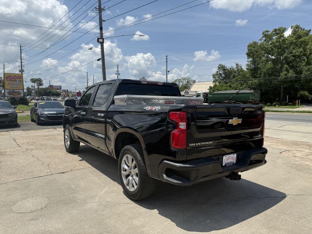 Chevrolet Silverado 1500  2021