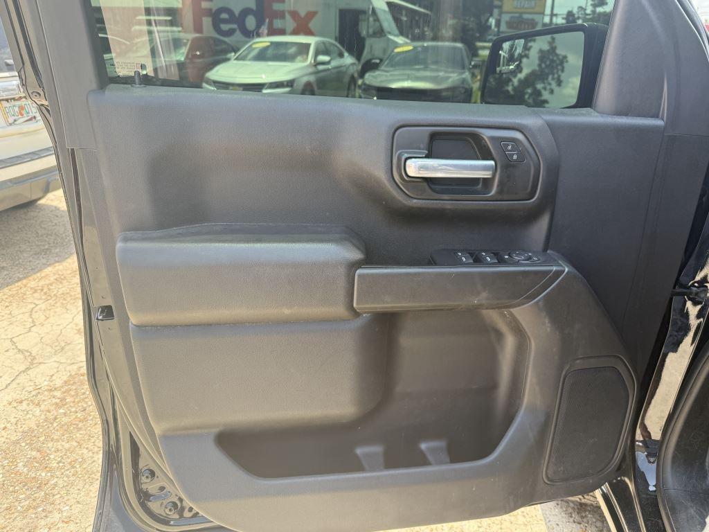 Chevrolet Silverado 1500  2021