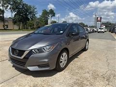 2021 Nissan Versa 