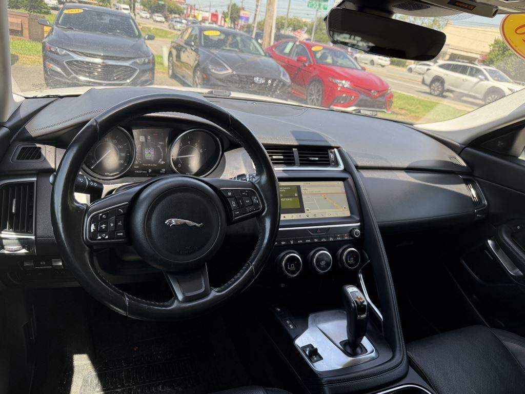 Jaguar E-Pace  2018