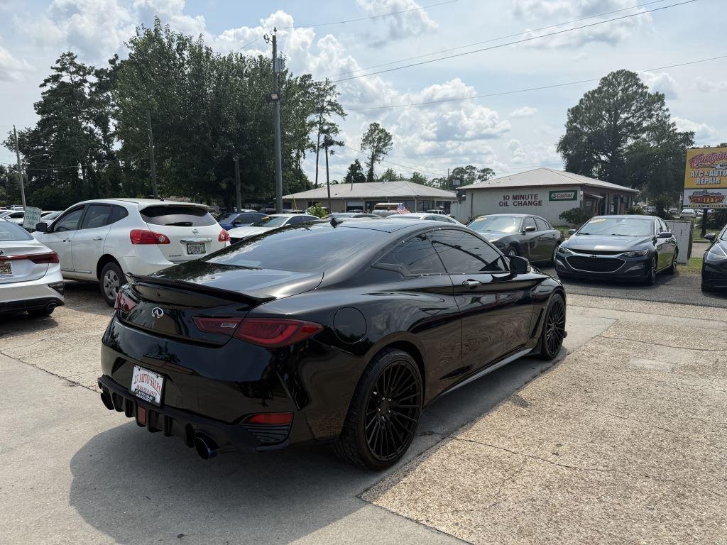 Infiniti Q60  2018