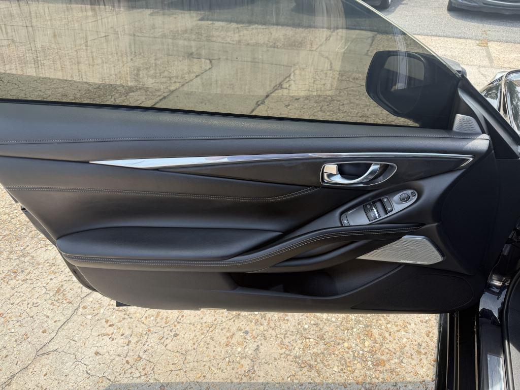 Infiniti Q60  2018