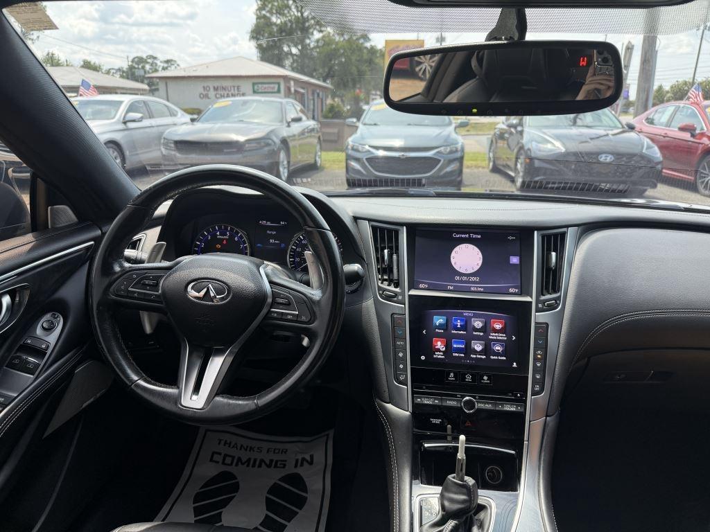 Infiniti Q60  2018