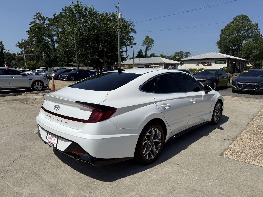 Hyundai Sonata  2021