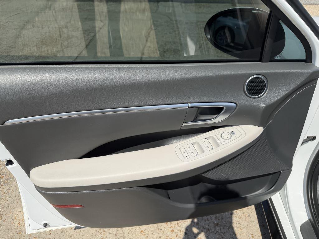 Hyundai Sonata  2021