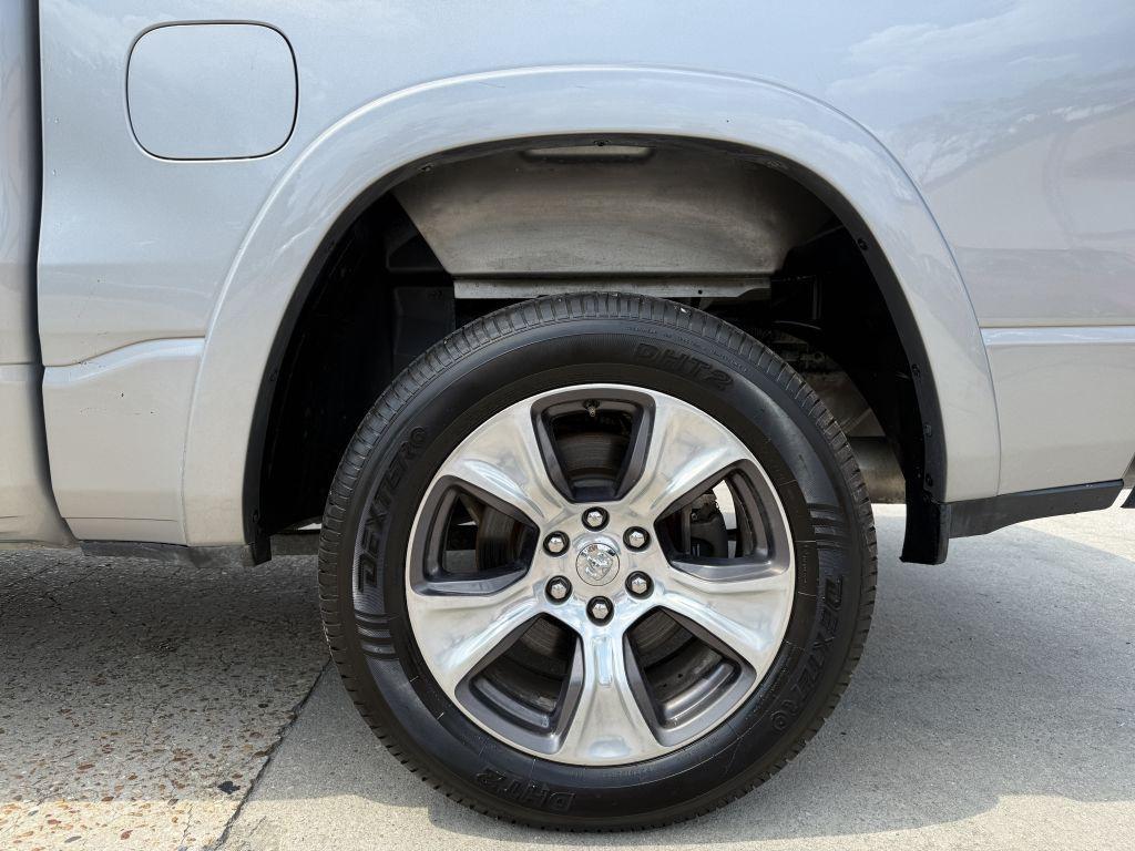 Nissan Altima  2023