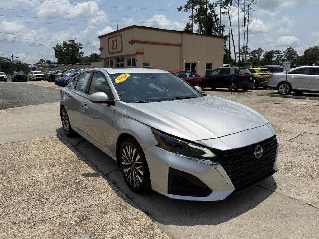 Nissan Altima  2023