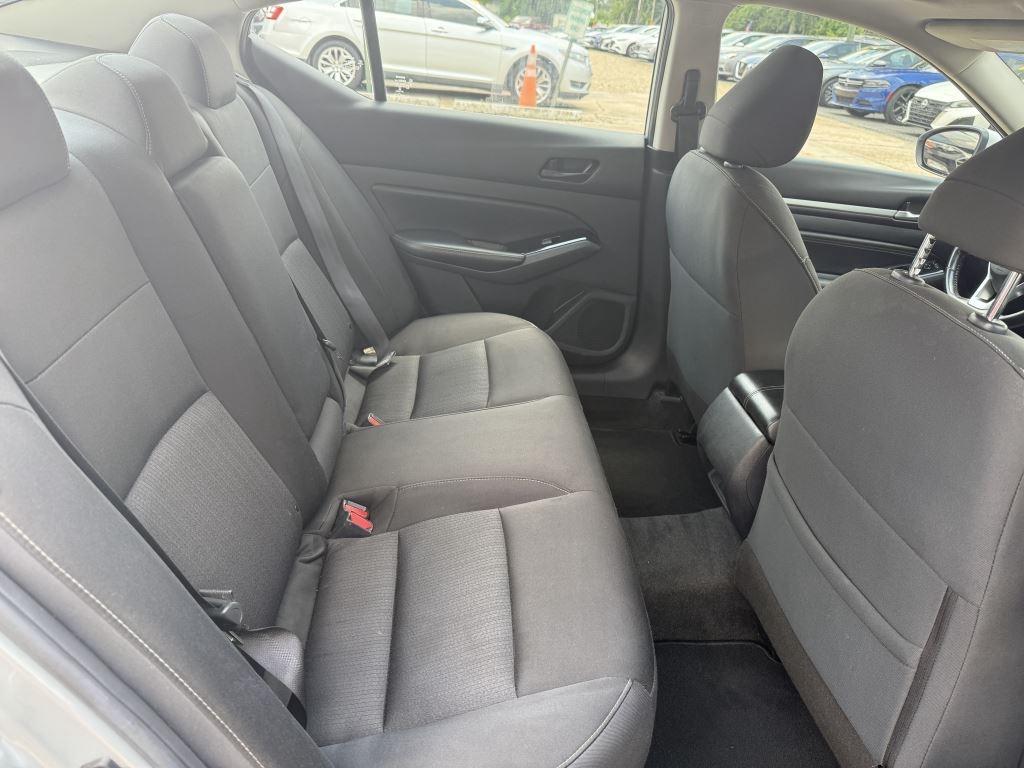 Nissan Altima  2023