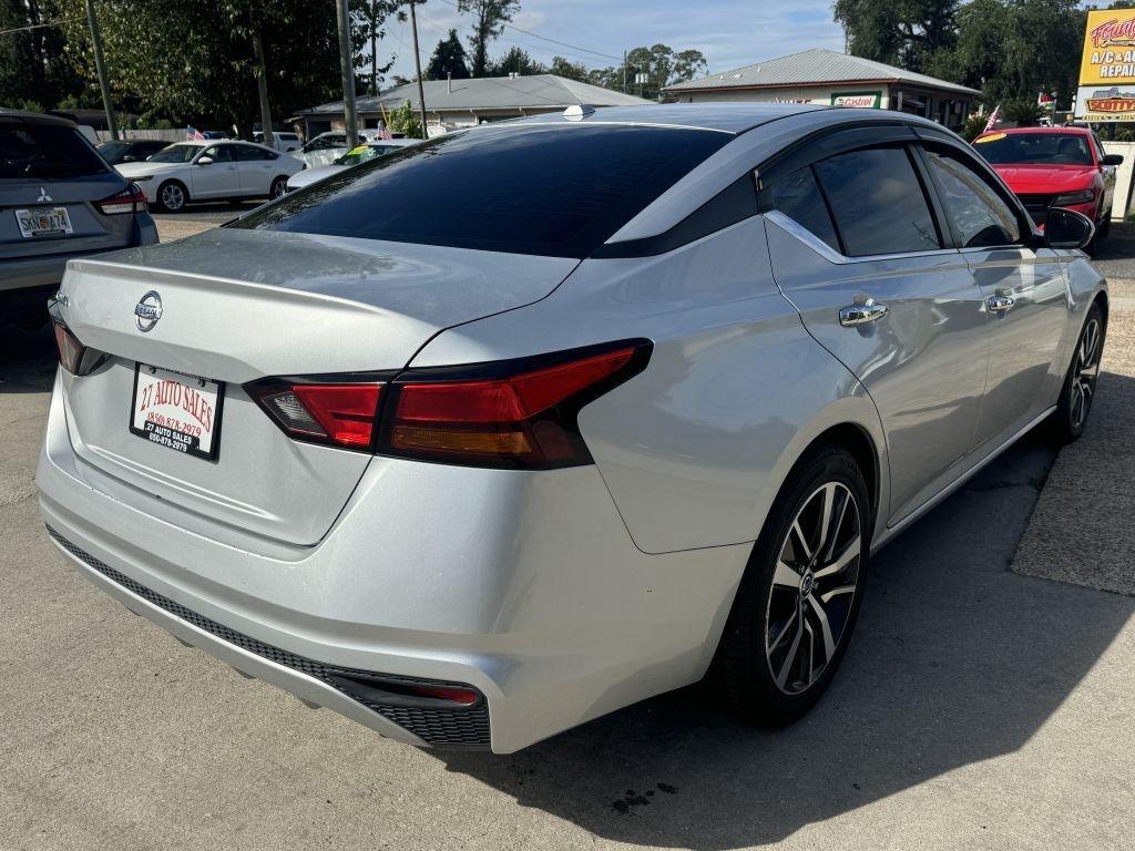 Nissan Altima  2019