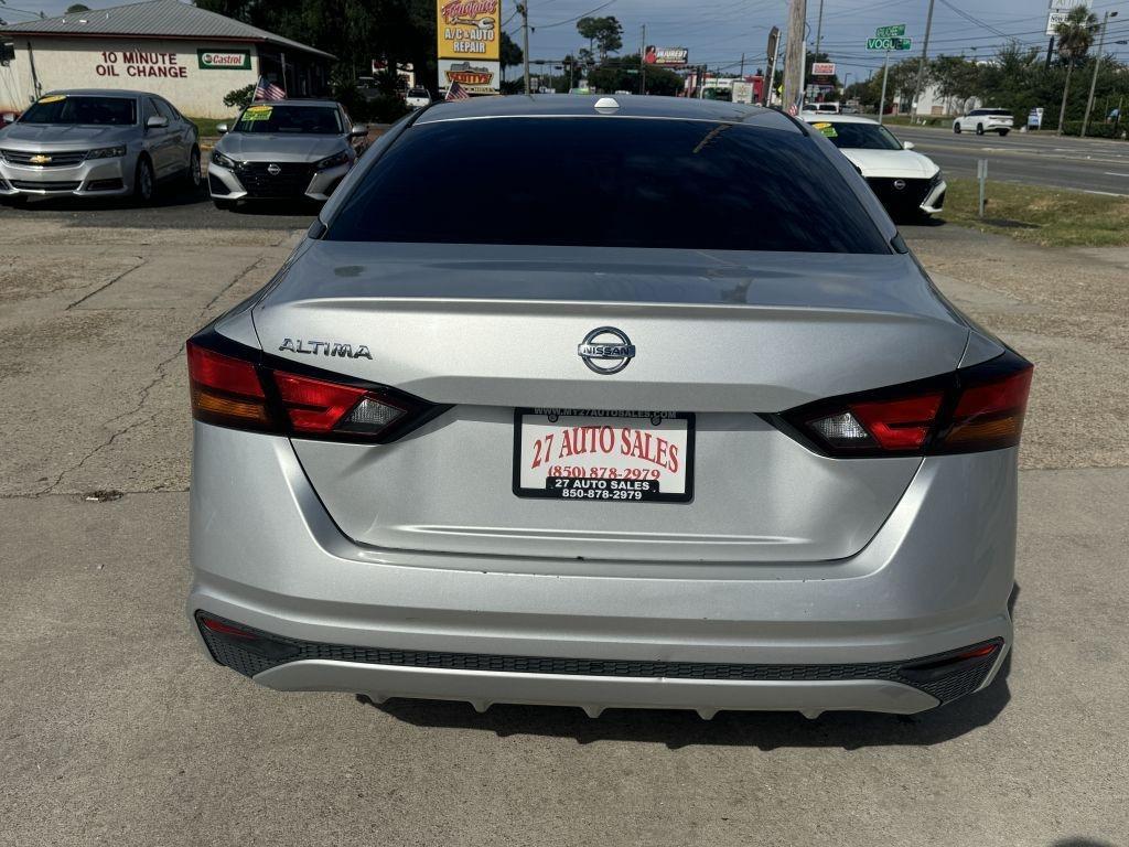 Nissan Altima  2019