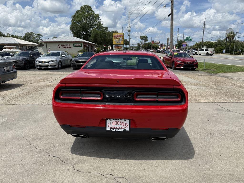 Dodge Challenger  2021