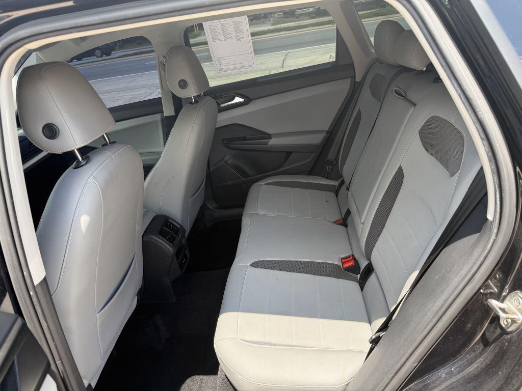 Volkswagen Taos  2022