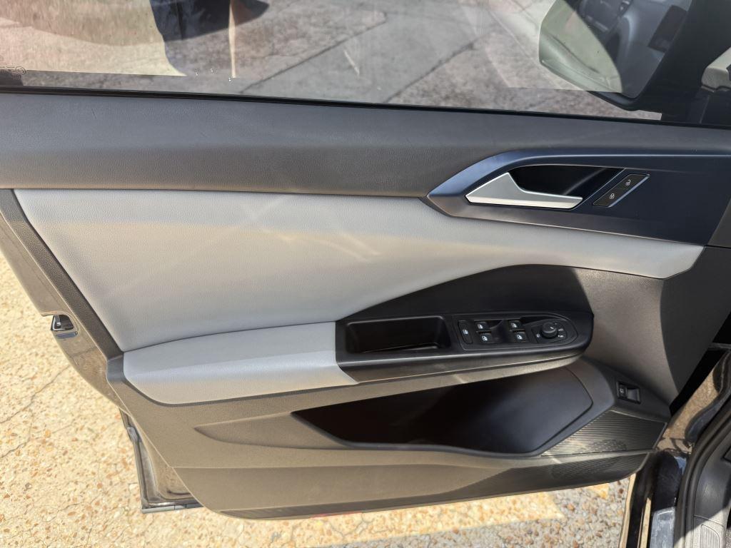Volkswagen Taos  2022