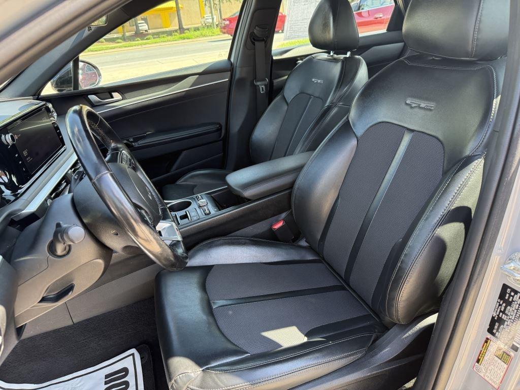 Kia K5  2022