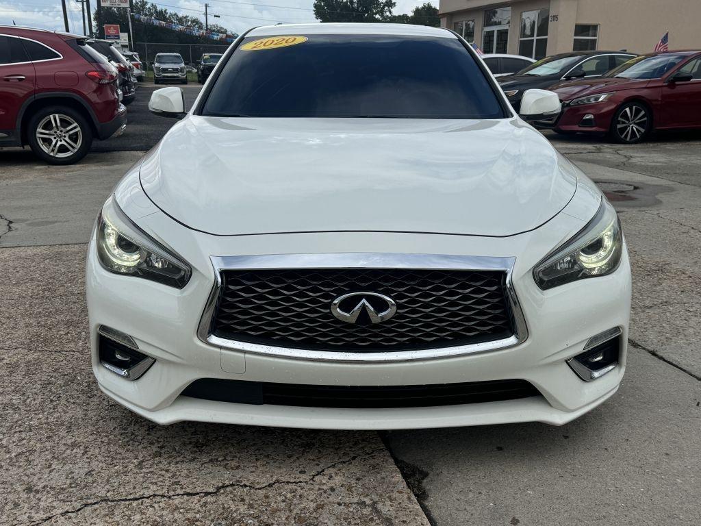 Infiniti Q50  2020