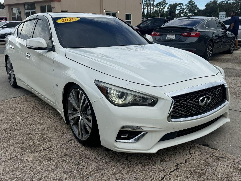 Infiniti Q50  2020