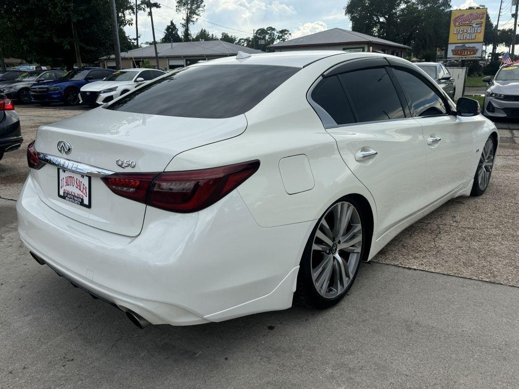Infiniti Q50  2020