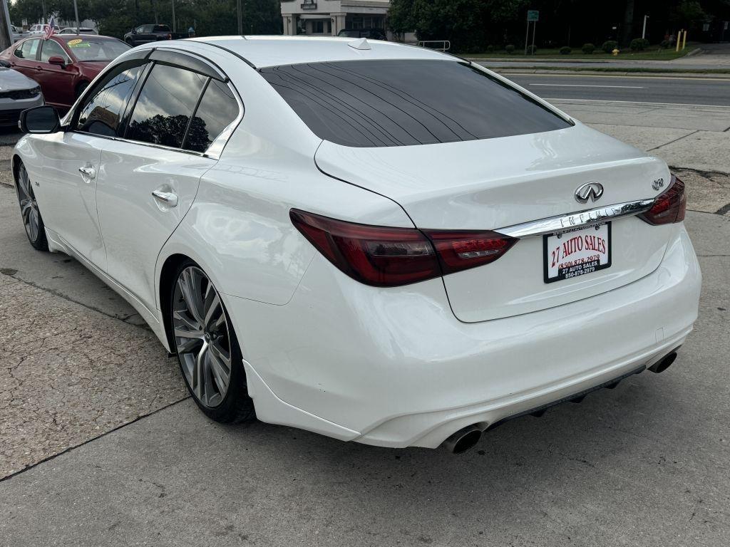 Infiniti Q50  2020
