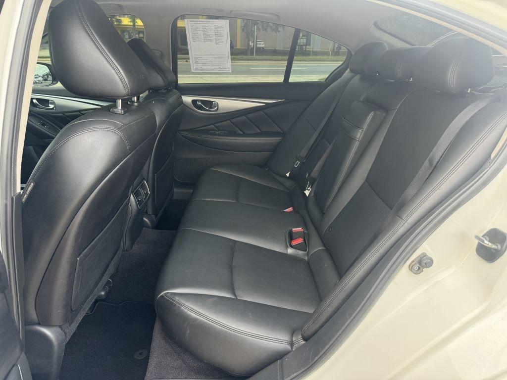 Infiniti Q50  2020