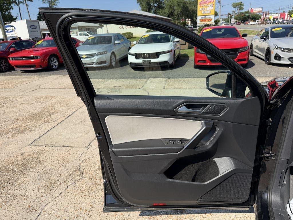Volkswagen Tiguan  2021