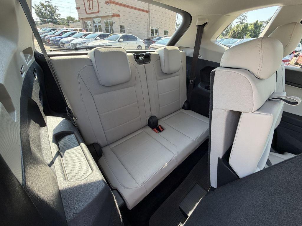 Volkswagen Tiguan  2021