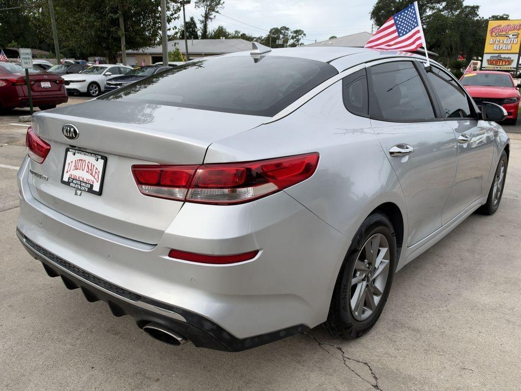 Kia Optima  2019