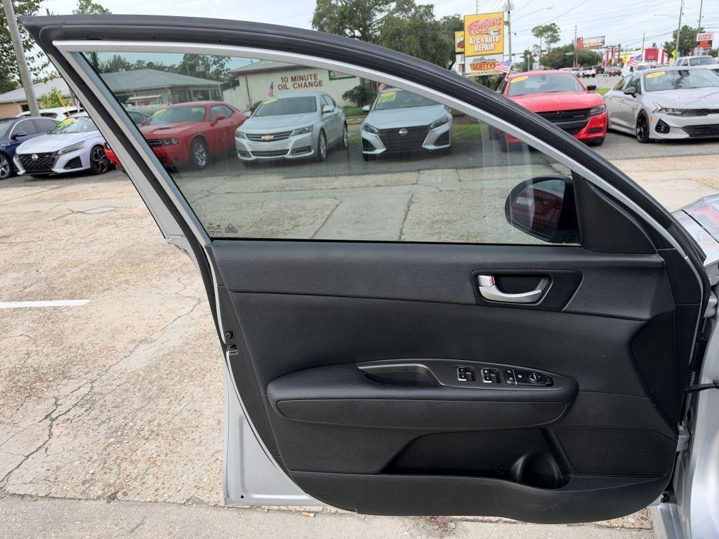 Kia Optima  2019