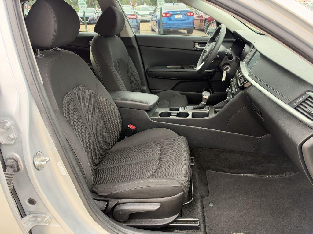 Kia Optima  2019