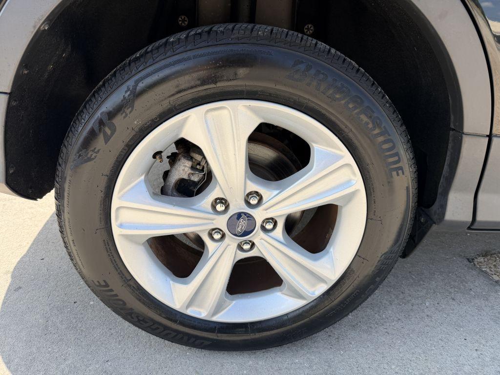 Ford Escape  2014