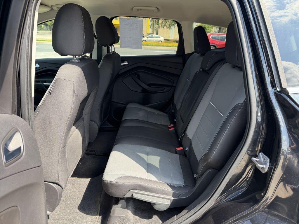 Ford Escape  2014