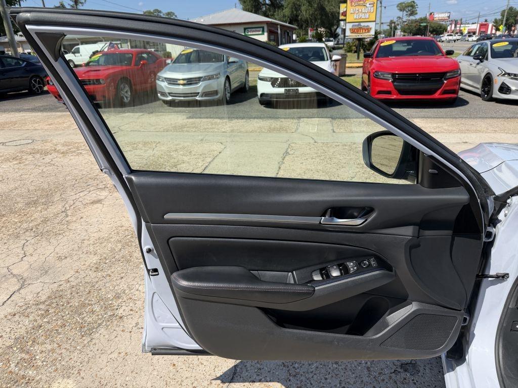 Nissan Altima 2.5 SR Sedan 2024