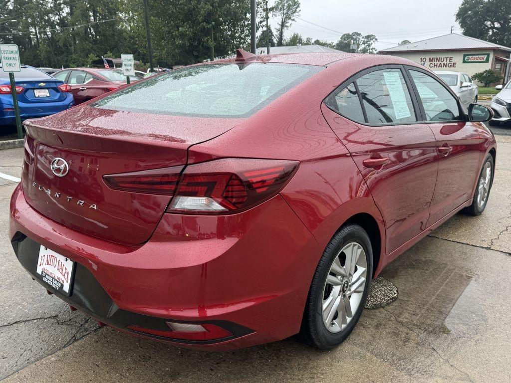 Hyundai Elantra  2019
