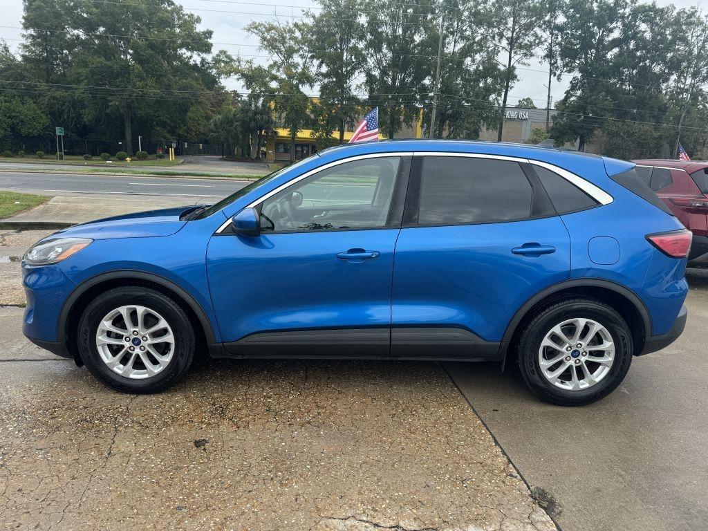 Ford Escape  2021