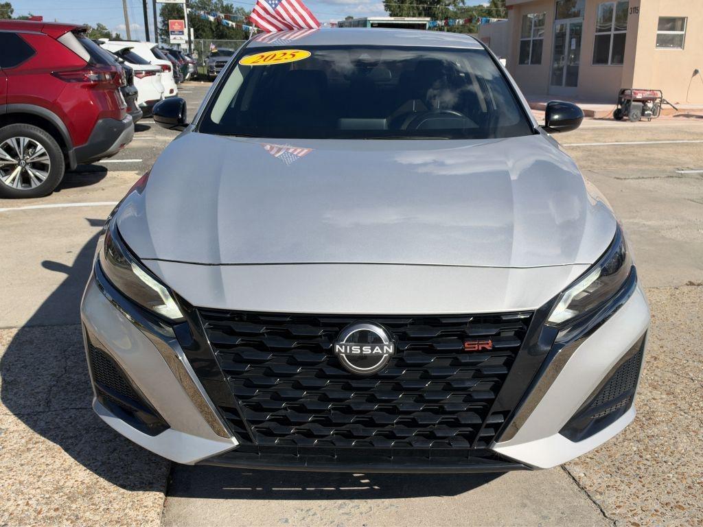 Nissan Altima  2025