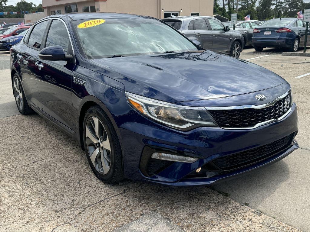 Kia Optima  2020