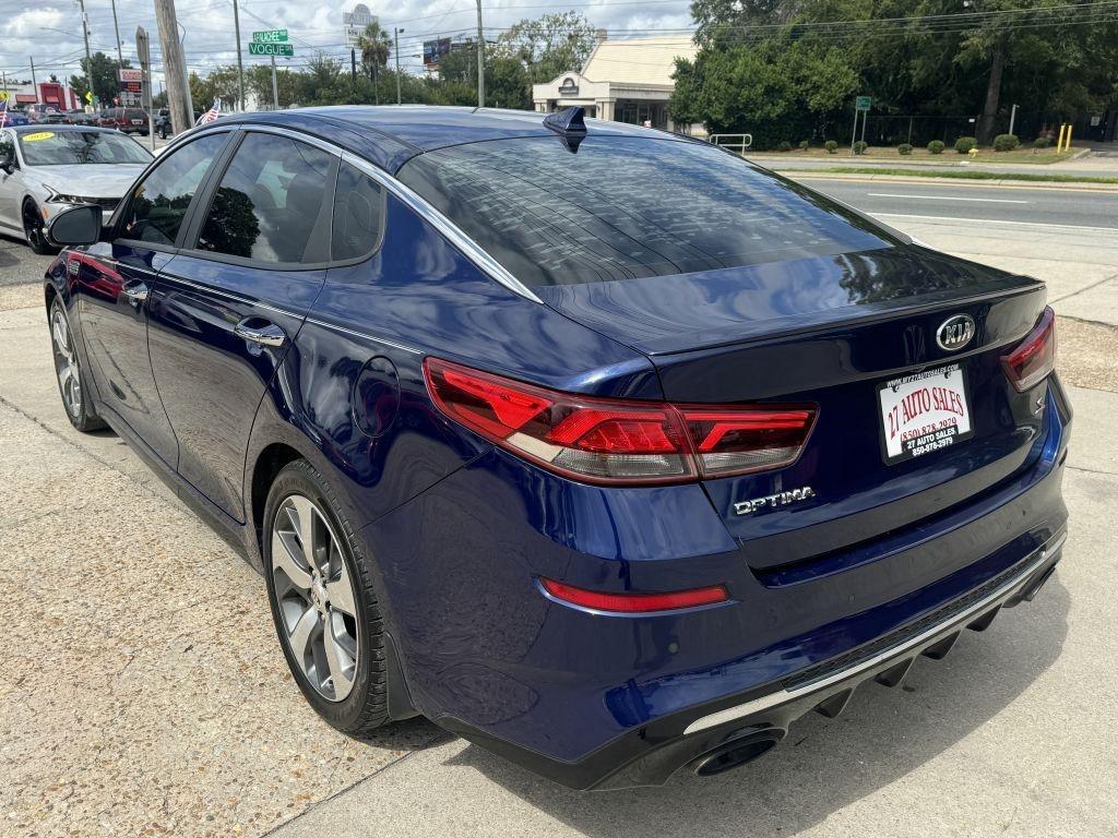 Kia Optima  2020